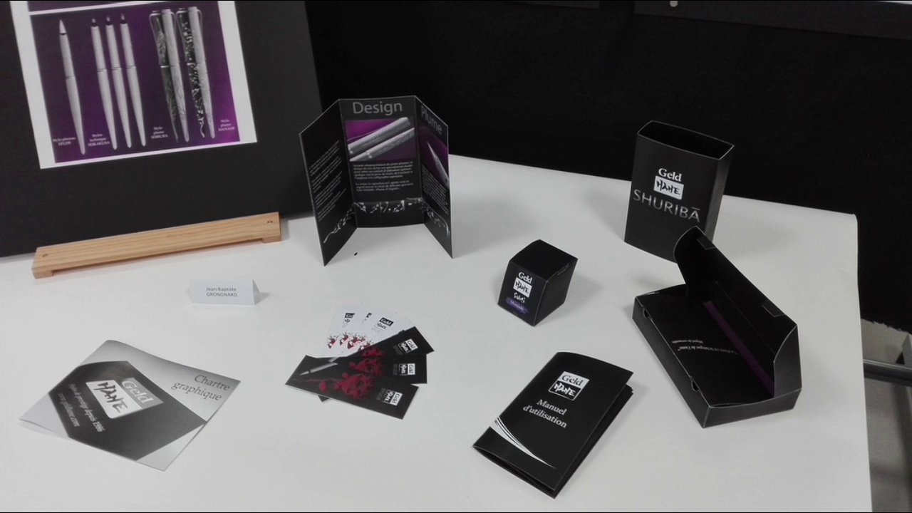 Présentoir des packagings de produits GeldHane